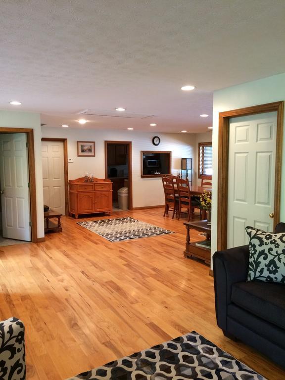The Landing On Shavers Elkins Exterior foto